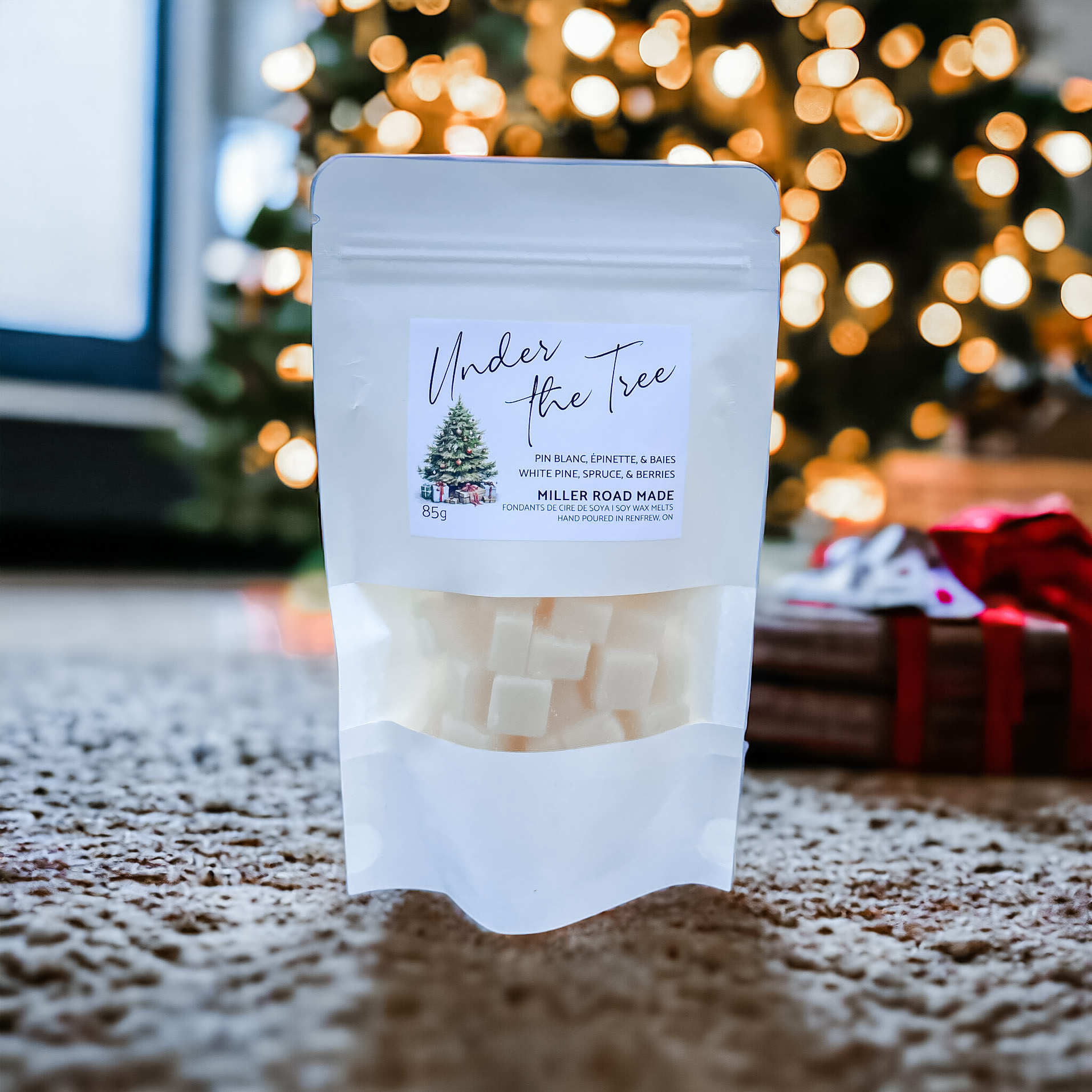 Pine and berry scented soy wax melts