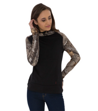 Load image into Gallery viewer, Women&#39;s Hooded Sweatshirt with Realtree print
